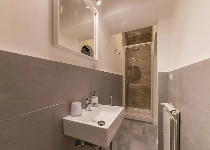 Guesthost - Fori Imperiali Apartament